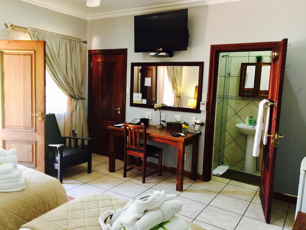 Waterkloof Guest House Pretoria Ngoại thất bức ảnh