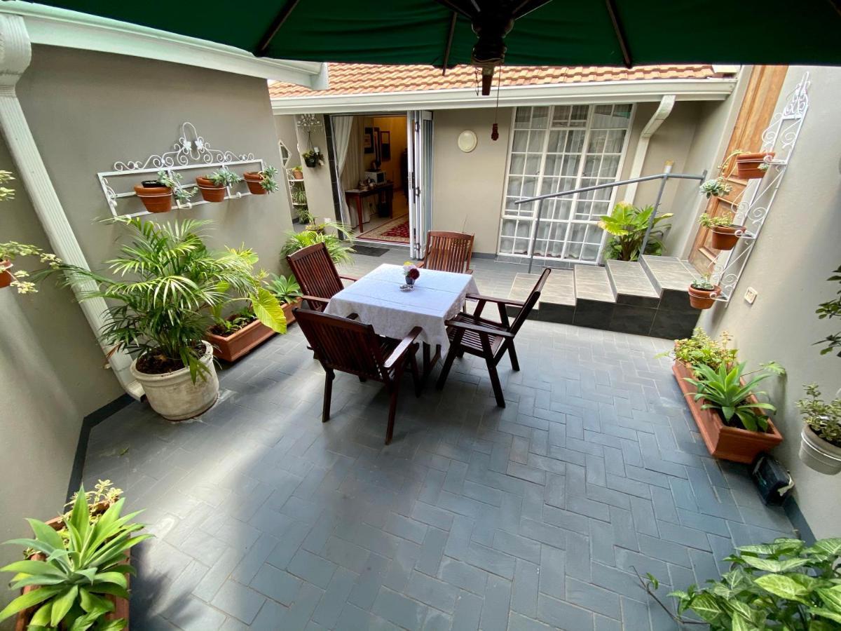 Waterkloof Guest House Pretoria Ngoại thất bức ảnh